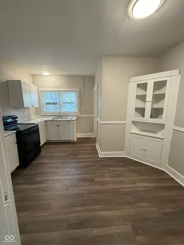 $340,000 | 421 North State Street, Greenfield, IN 46140