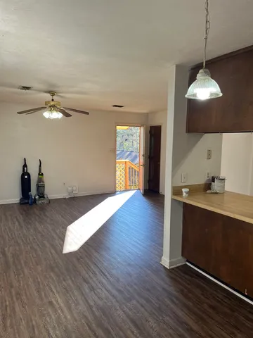 $1,050 | 2007 Bradford Court, Unit D, Tallahassee, FL 32303