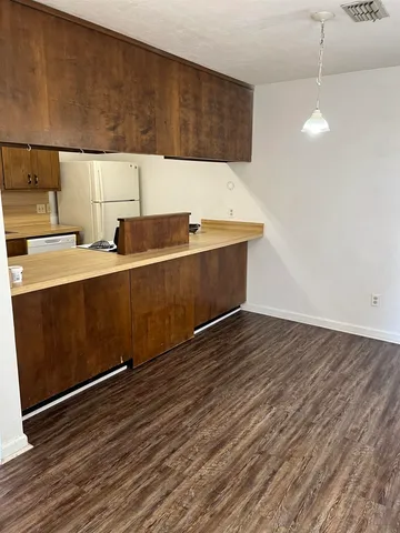 $1,050 | 2007 Bradford Court, Unit D, Tallahassee, FL 32303