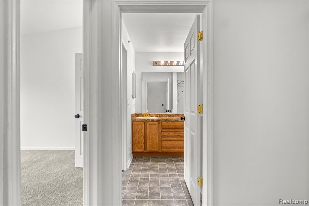22722 Goddard Road Taylor, MI 48180 - Photo 23 of 37