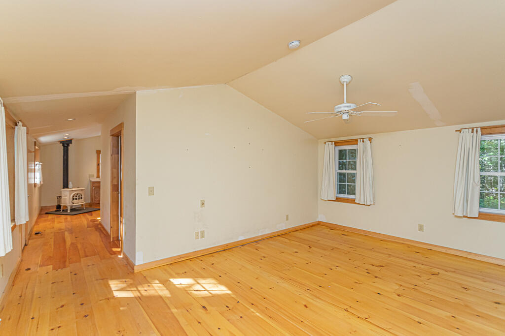 359 South Strong Road Farmington, ME 04938 - Photo 8 of 57 photo-7