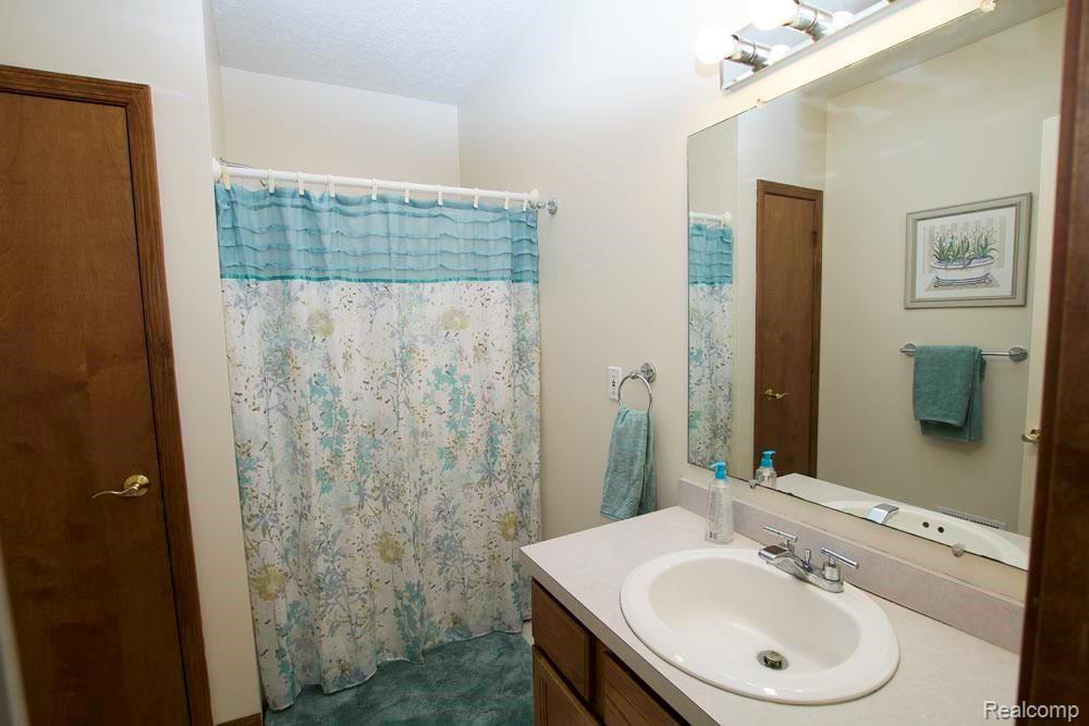 4639 West Bath Road Perry, MI 48872 - Photo 18 of 49 2016 08 30_7729.jpg