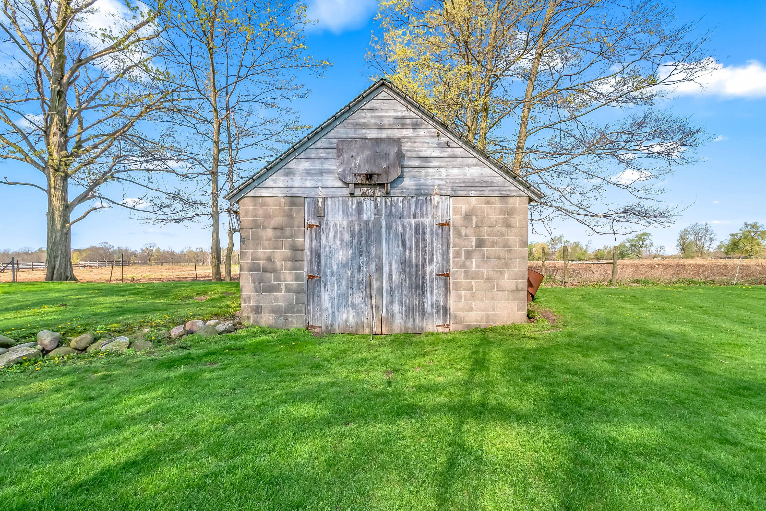 650 Boone Road Quincy, MI 49082 - Photo 11 of 39 11