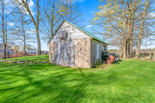 $179,900 | 650 Boone Road, Quincy, MI 49082