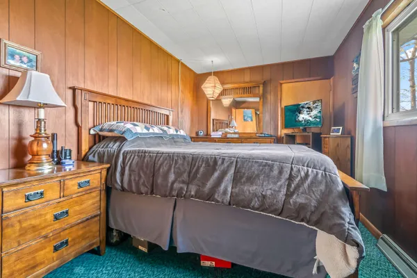 $179,900 | 650 Boone Road, Quincy, MI 49082