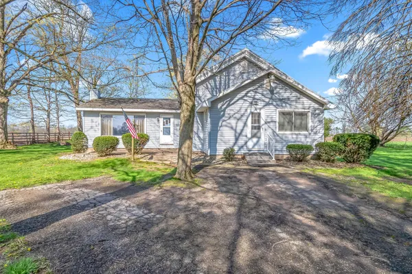 $179,900 | 650 Boone Road, Quincy, MI 49082