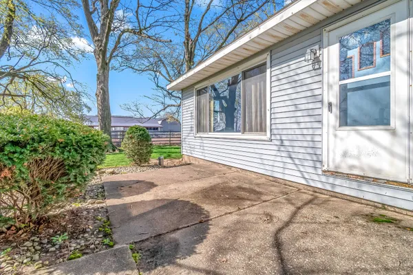 $179,900 | 650 Boone Road, Quincy, MI 49082