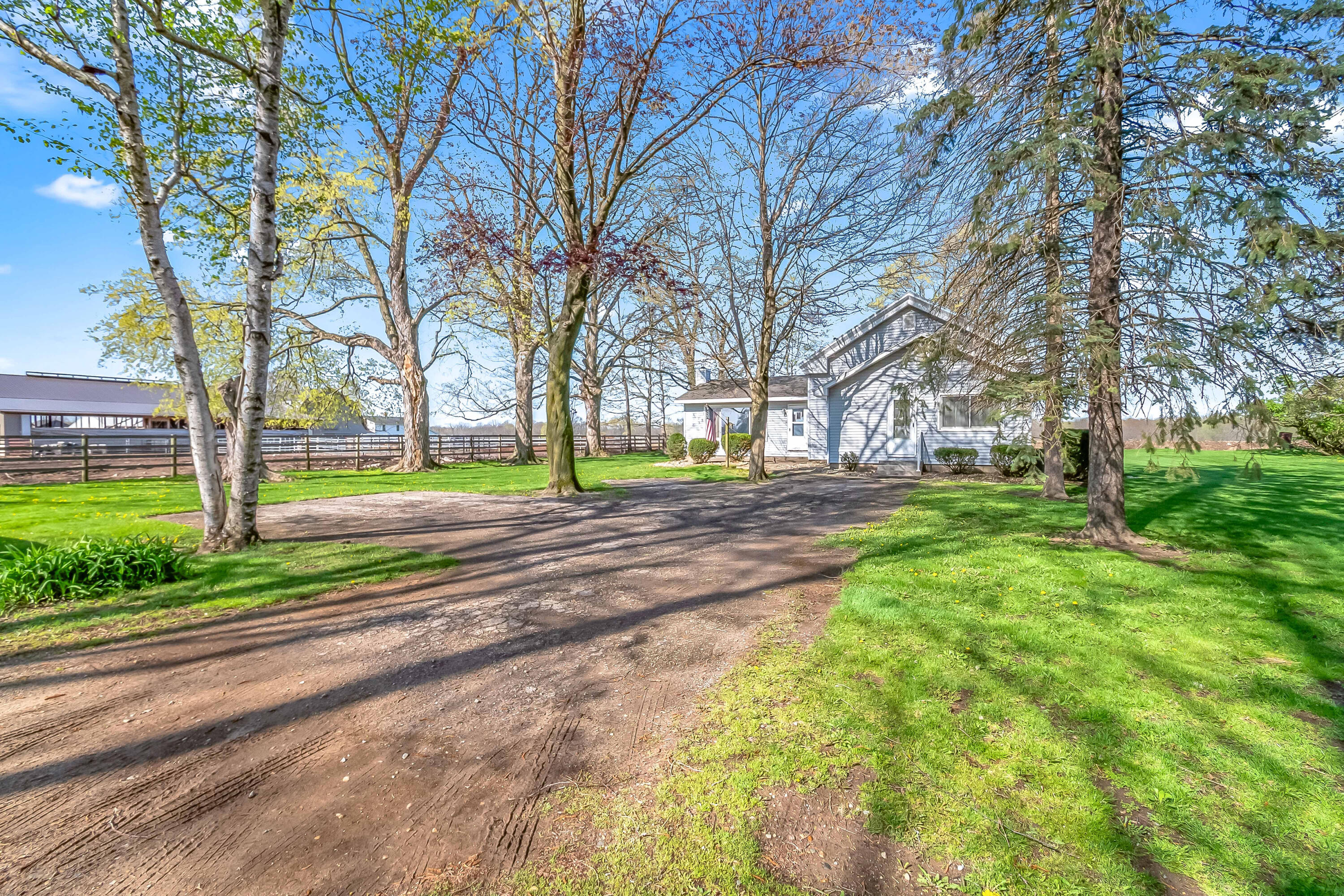650 Boone Road Quincy, MI 49082 - Photo 7 of 39 3
