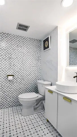 $3,200 | 3550 Galt Ocean Drive, Unit 1004, Fort Lauderdale, FL 33308