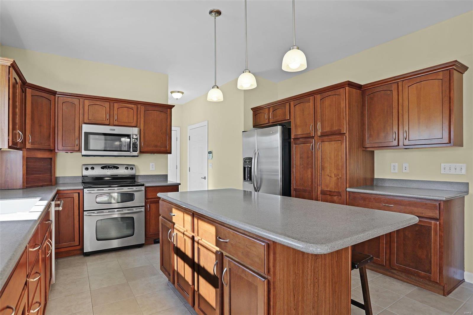 1510 Gerber Road Edwardsville, IL 62025 - Photo 12 of 45 Gallery Image 12