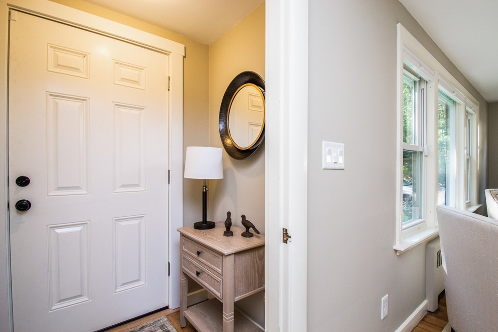 177 Concord Road Lincoln, MA 01773 - Photo 9 of 25