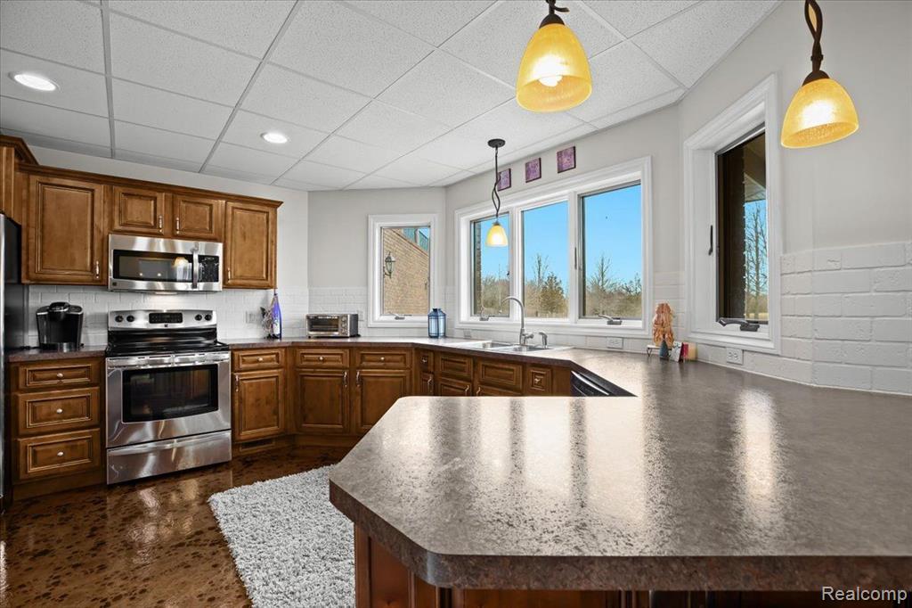 3590 North Burkhart Road Howell, MI 48855 - Photo 37 of 48 Gallery Image 37