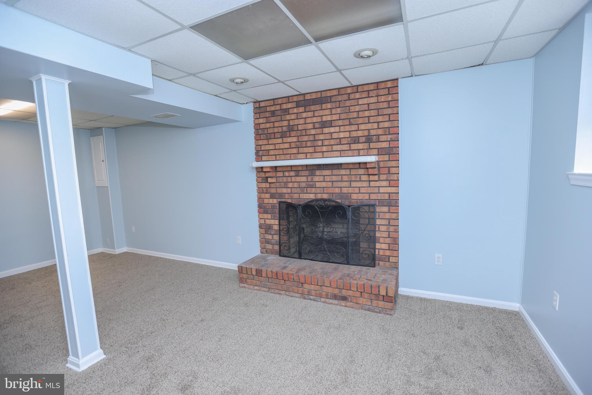 6013 Shady Spring Avenue Baltimore, MD 21237 - Photo 18 of 33