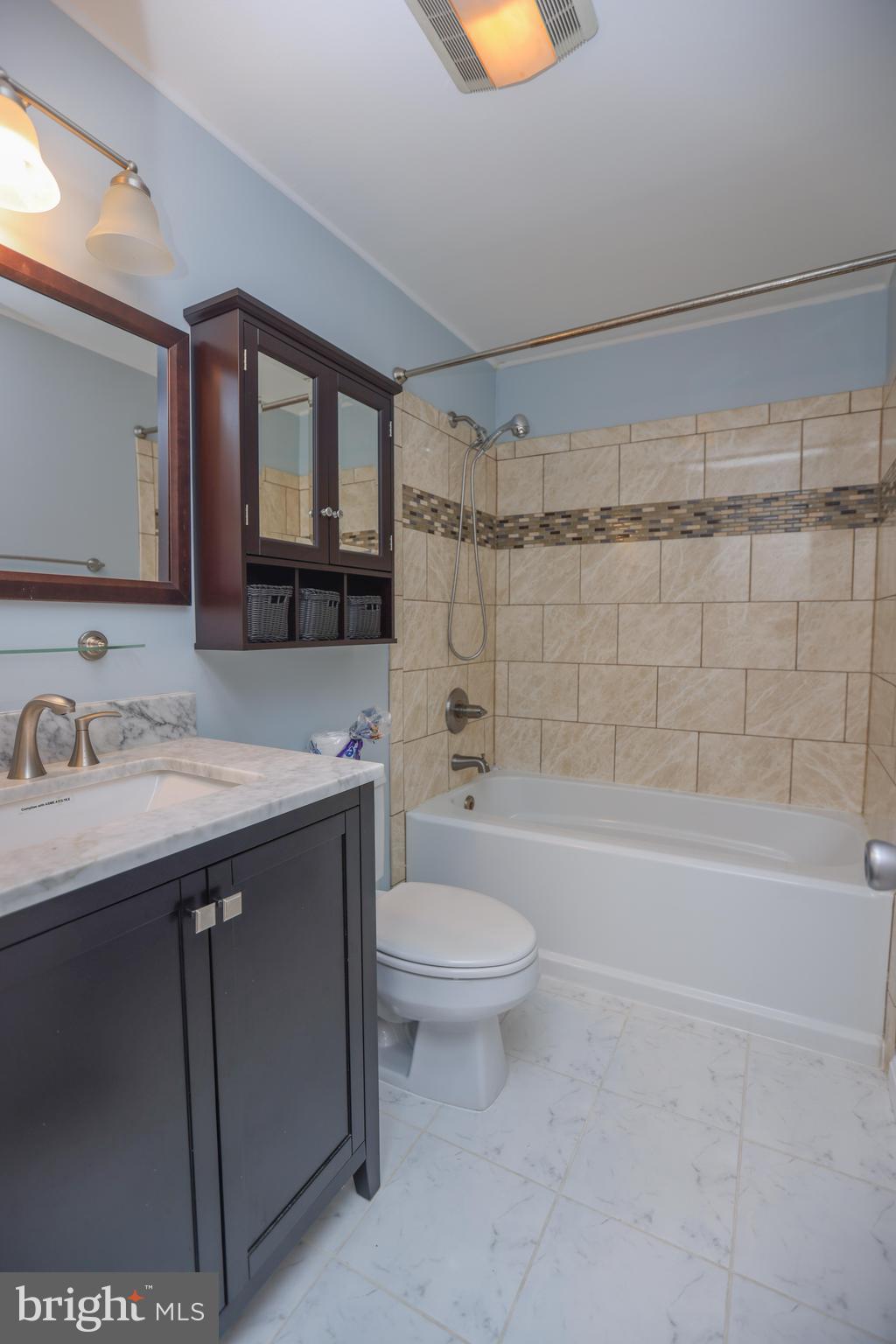 6013 Shady Spring Avenue Baltimore, MD 21237 - Photo 10 of 33