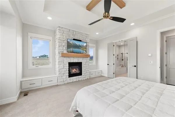 $2,250,000 | 7270 Northwest Fawn Avenue, Parkville, MO 64152