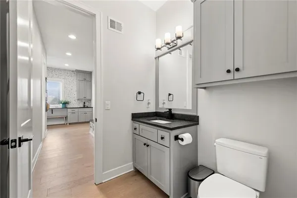 $2,250,000 | 7270 Northwest Fawn Avenue, Parkville, MO 64152