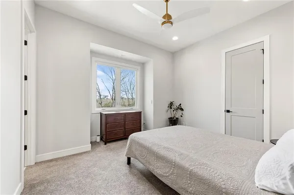 $2,250,000 | 7270 Northwest Fawn Avenue, Parkville, MO 64152