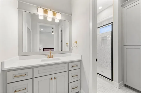 $2,250,000 | 7270 Northwest Fawn Avenue, Parkville, MO 64152