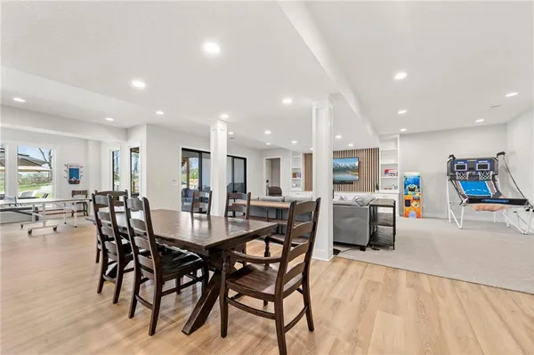 $2,250,000 | 7270 Northwest Fawn Avenue, Parkville, MO 64152