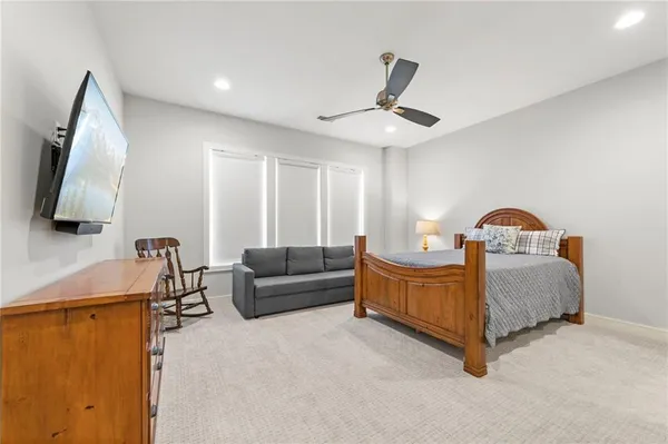 $2,250,000 | 7270 Northwest Fawn Avenue, Parkville, MO 64152