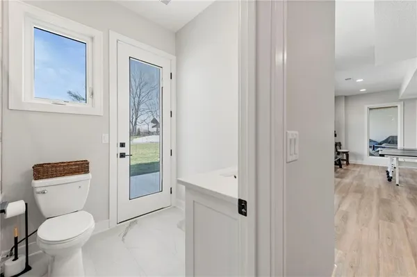 $2,250,000 | 7270 Northwest Fawn Avenue, Parkville, MO 64152