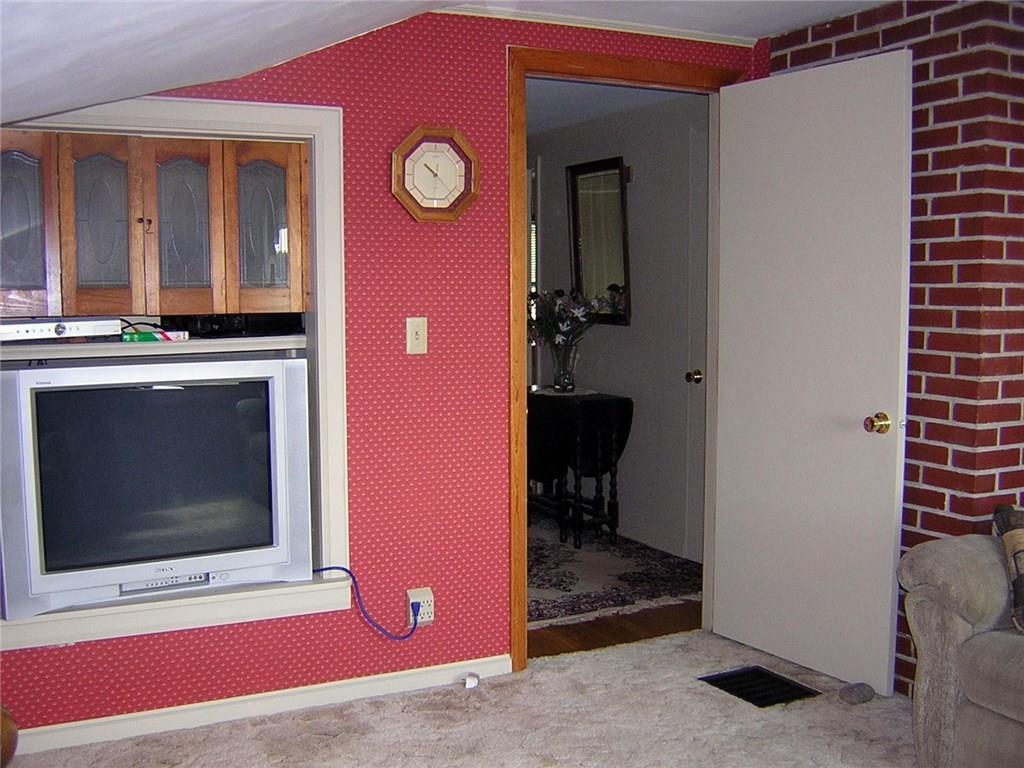 77 York Road Vinalhaven, ME 04863 - Photo 15 of 44 Photo