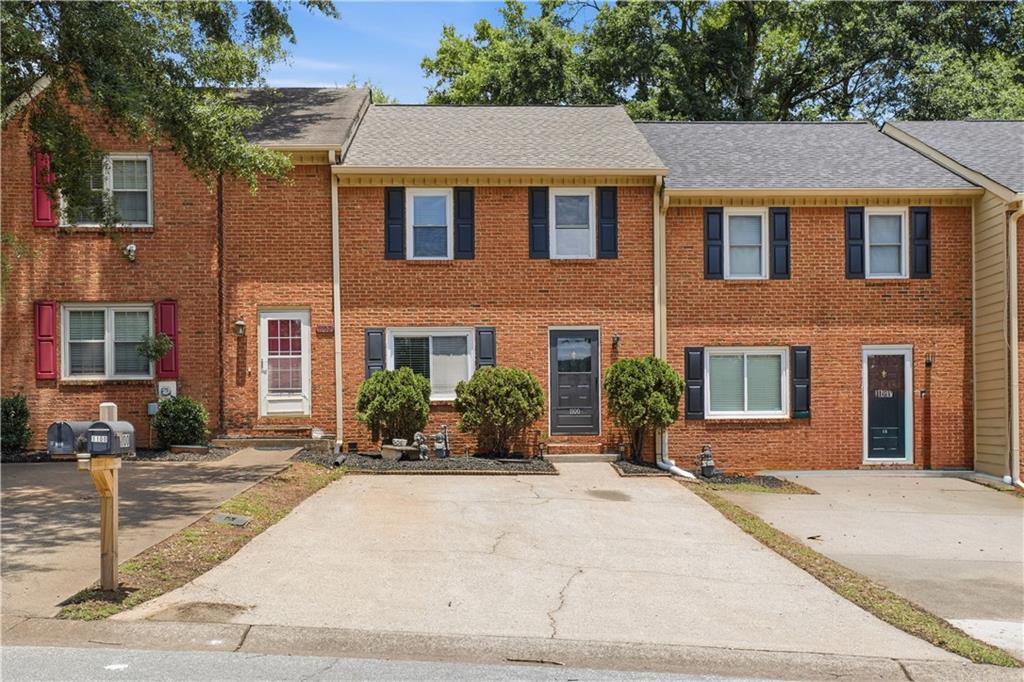 1100 Westfield Trace Smyrna, GA 30082 - Photo 1 of 19
