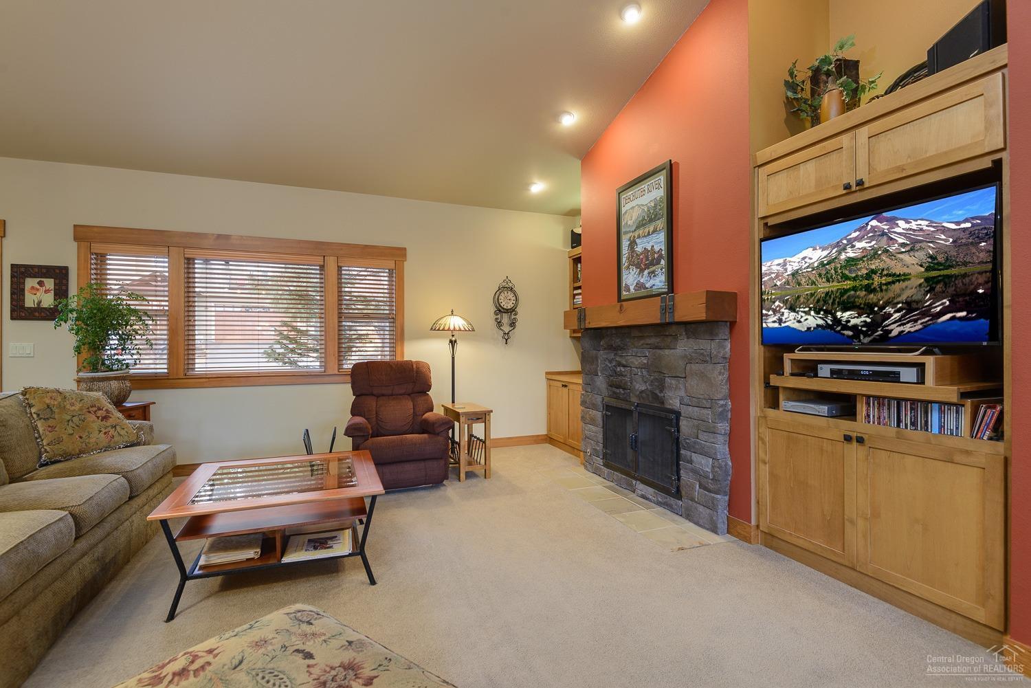 61440 Elder Ridge Street Bend, OR 97702 - Photo 9 of 25 Additional Photo