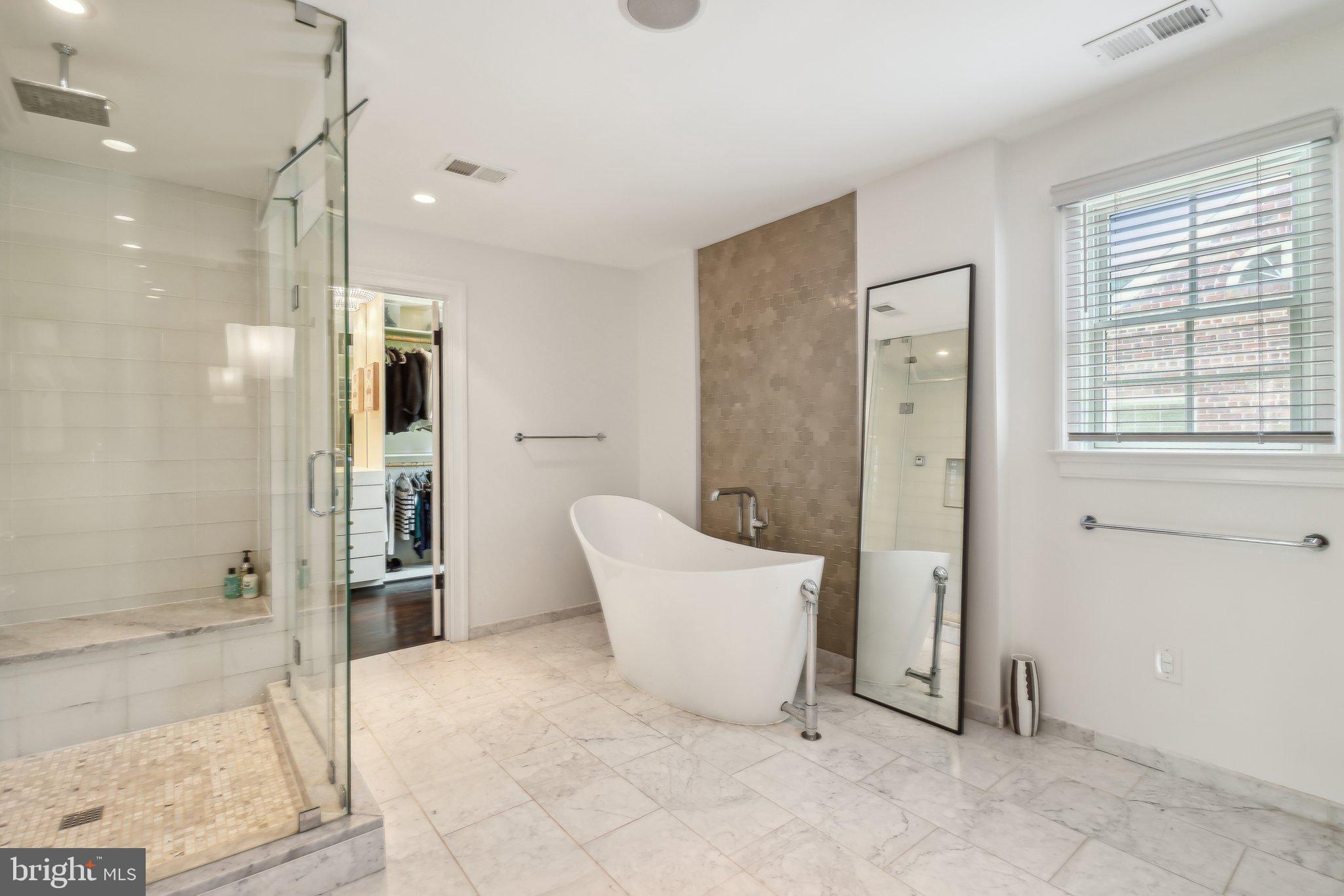 3626 Brandywine Street Northwest Washington, DC 20008 - Photo 23 of 42 a living room with a couch and a shower