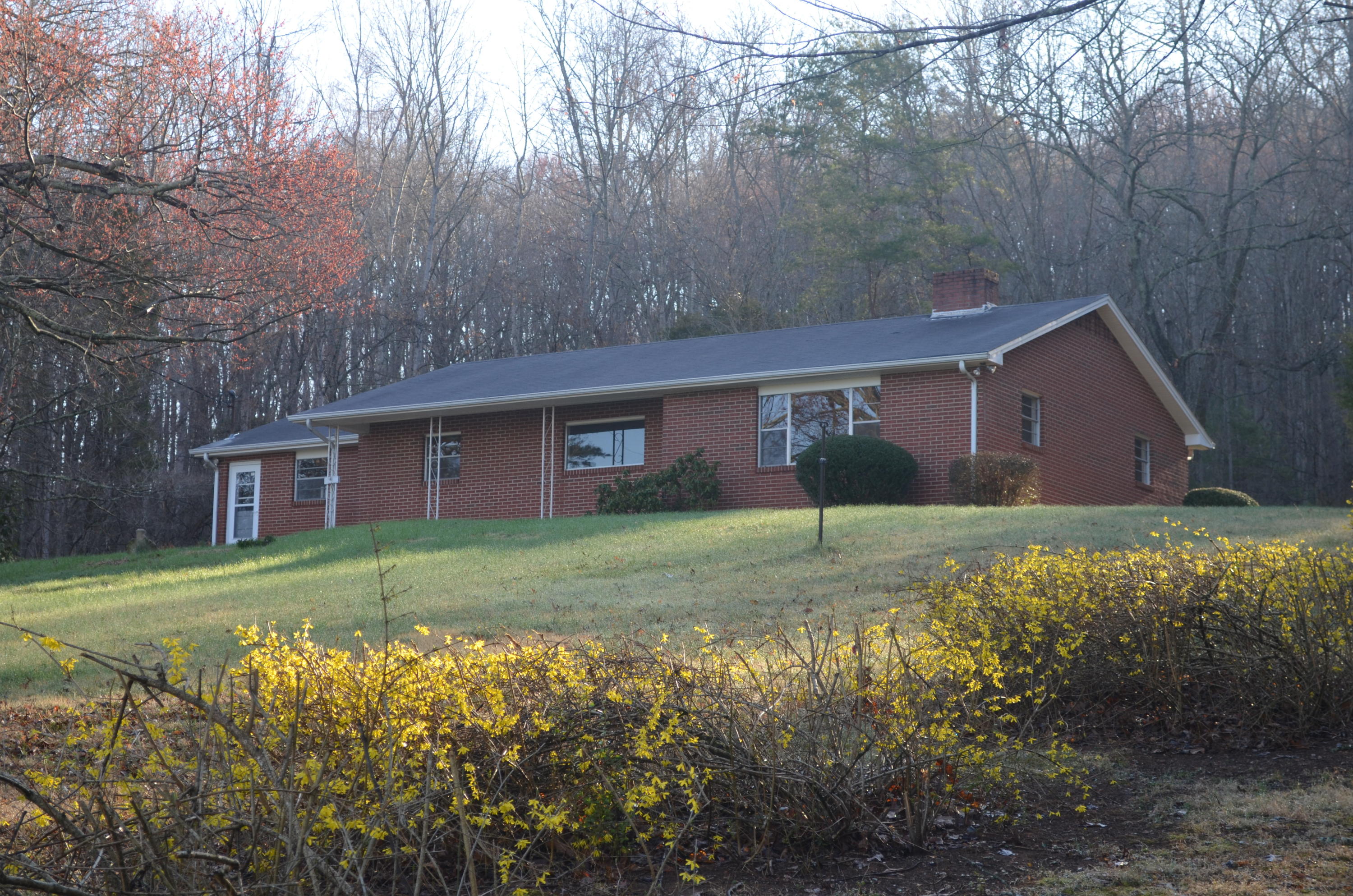 2319 River Road Kingston, TN 37763 - Photo 2 of 24 DSC_0901.JPG