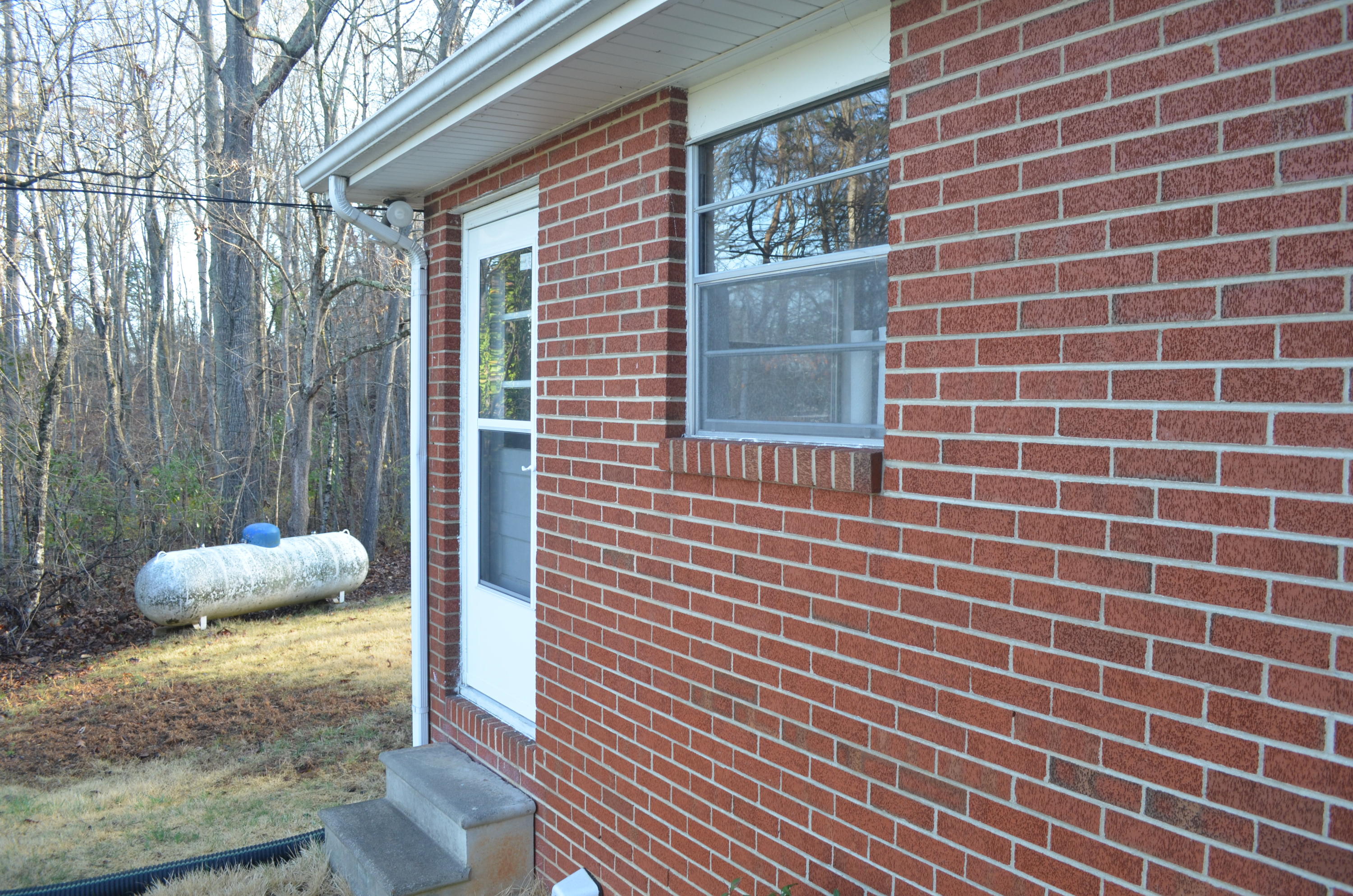 2319 River Road Kingston, TN 37763 - Photo 12 of 24 DSC_0926.JPG