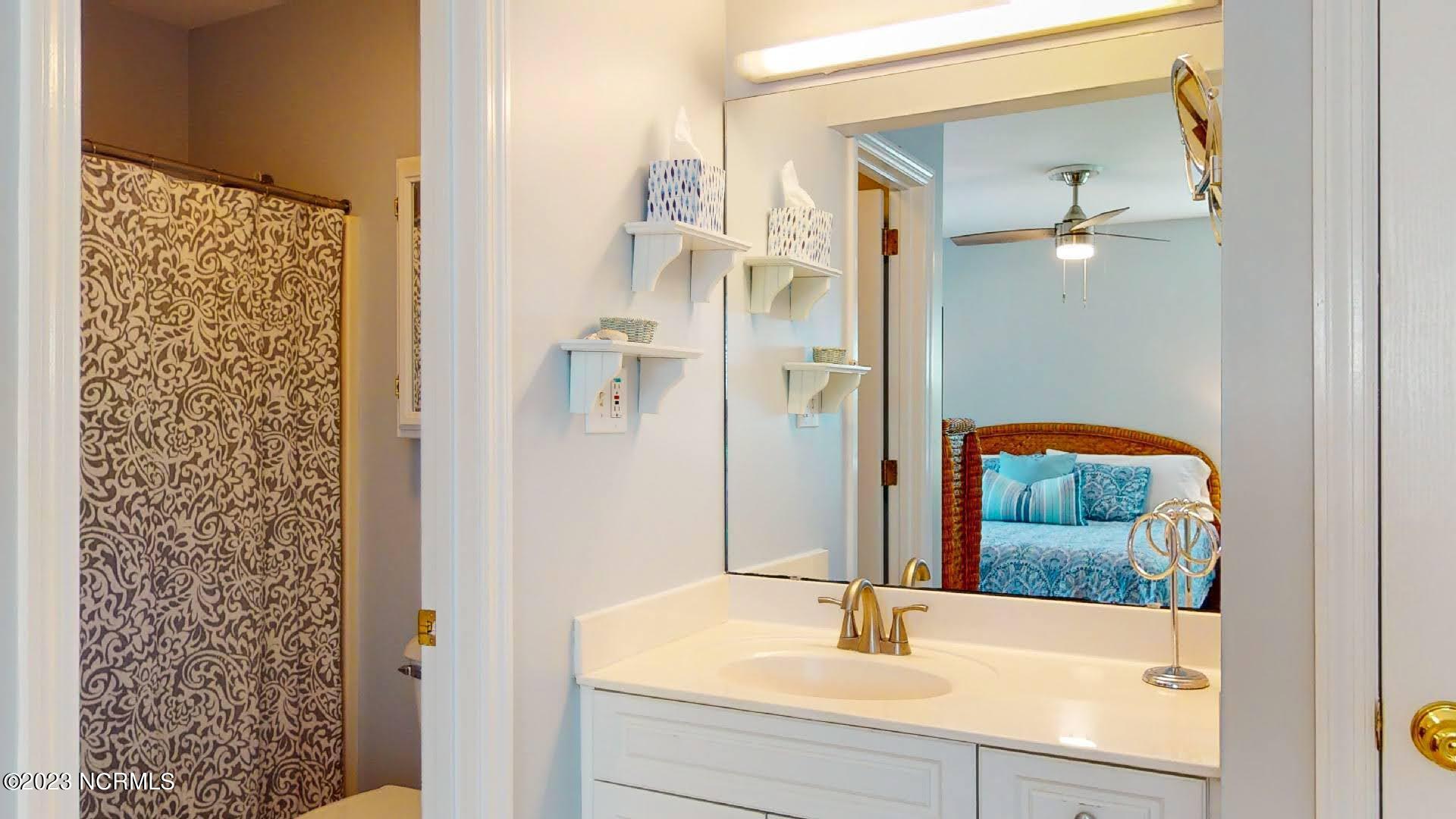 64 E Ridge Surf City, NC 28445 - Photo 39 of 61 64-N-R - Int (69)