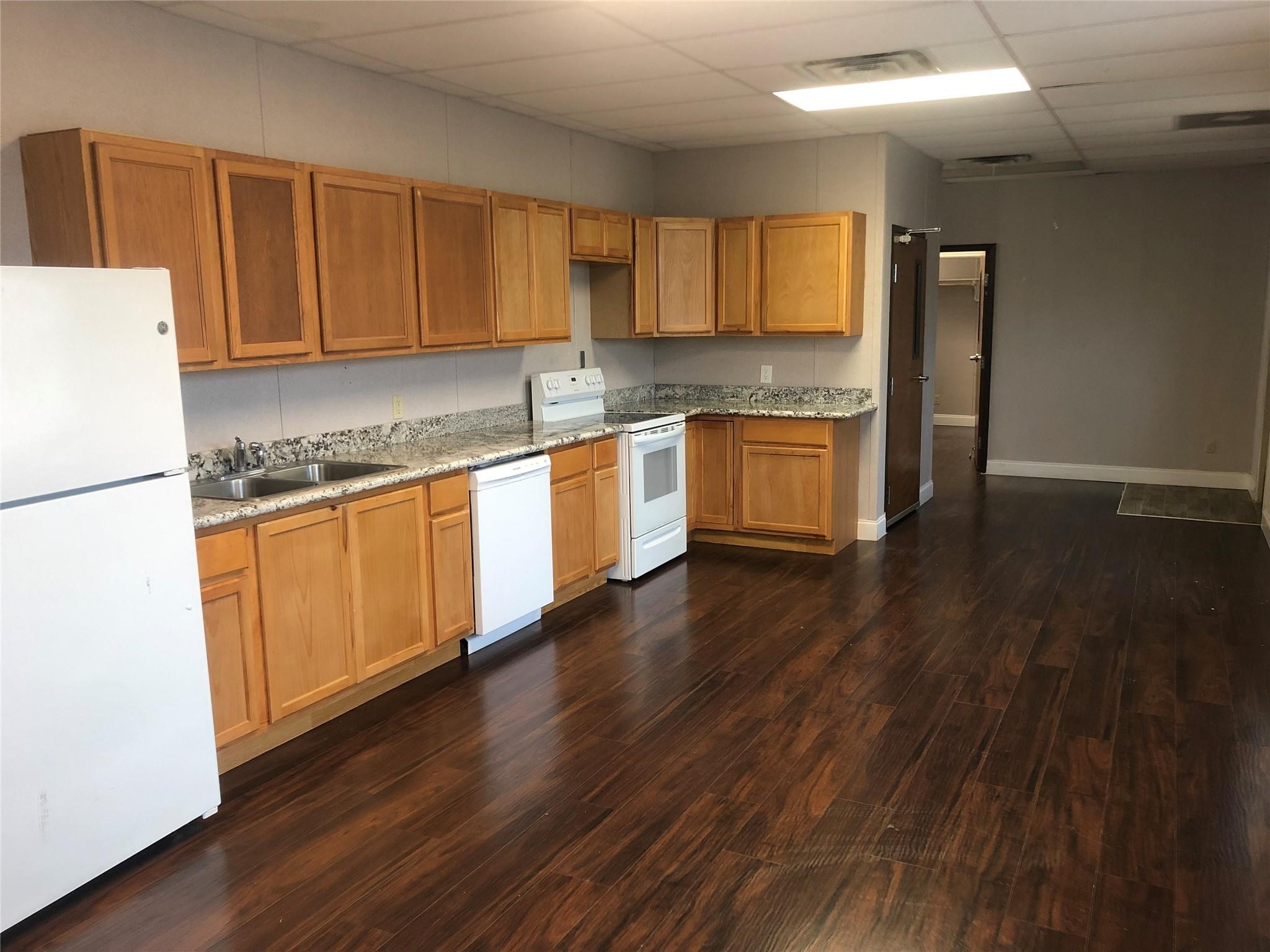 12838 Ann Louise Road Houston, TX 77038 - Photo 9 of 25