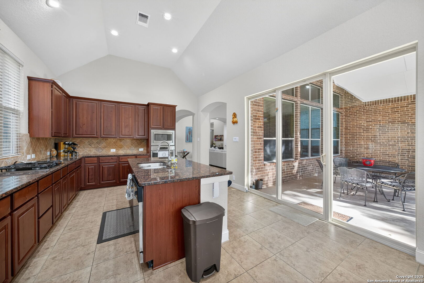 8226 Two Winds San Antonio, TX 78255 - Photo 12 of 31