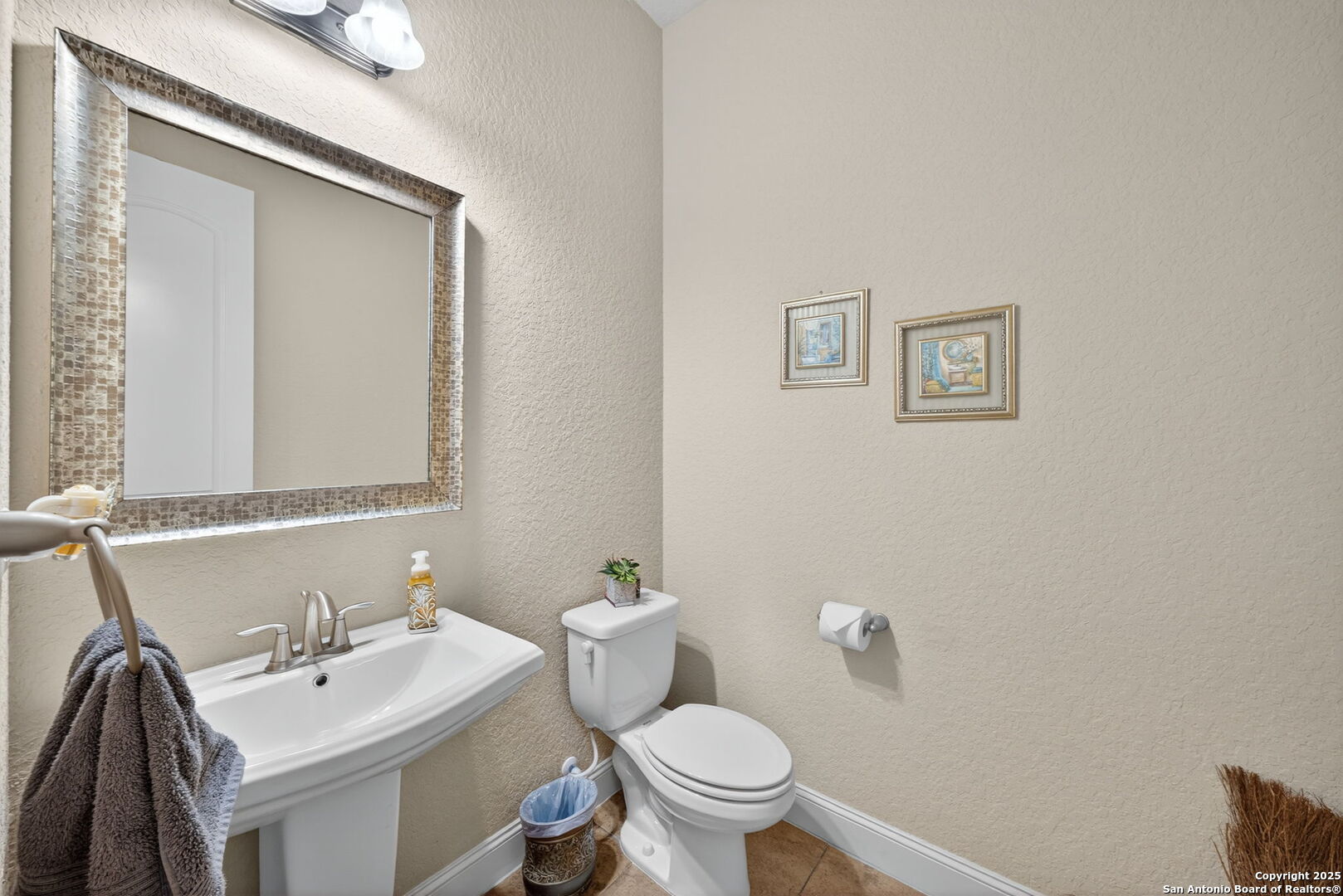 8226 Two Winds San Antonio, TX 78255 - Photo 15 of 31