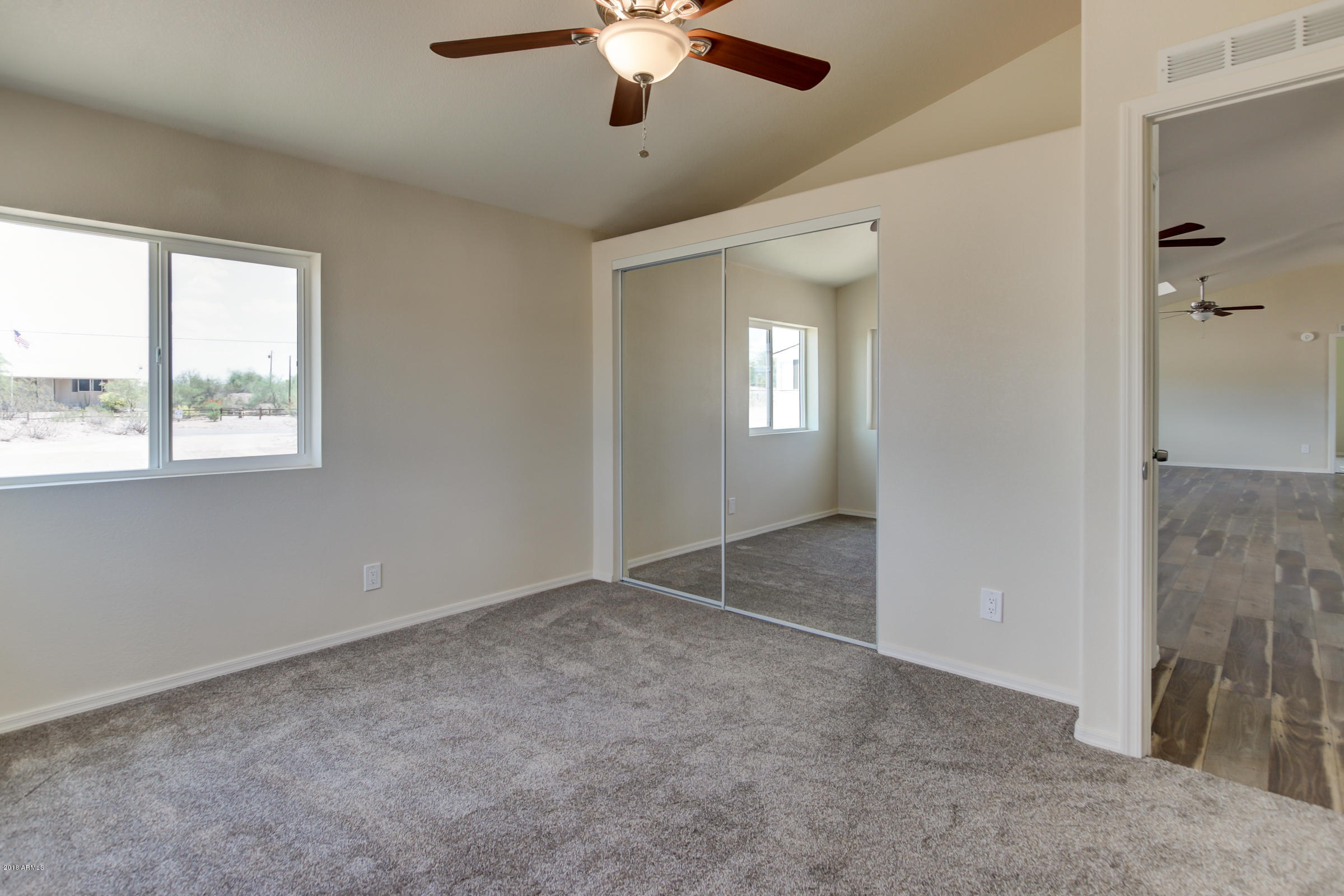1574 South Starr Road Apache Junction, AZ 85119 - Photo 13 of 32 1574 S Starr Rd-25