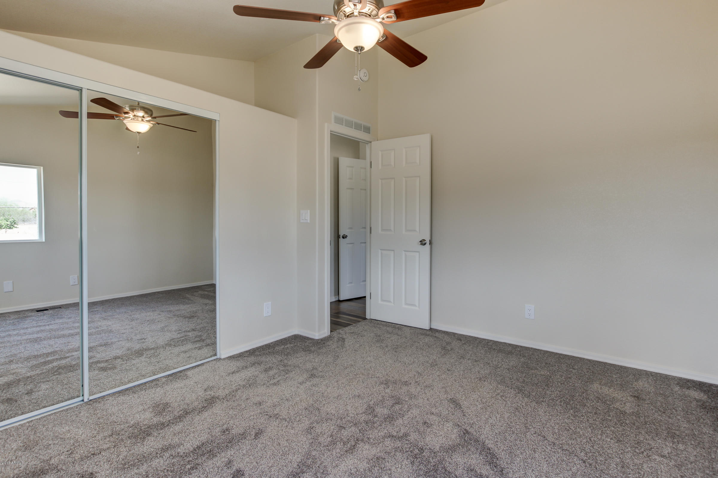 1574 South Starr Road Apache Junction, AZ 85119 - Photo 14 of 32 1574 S Starr Rd-26