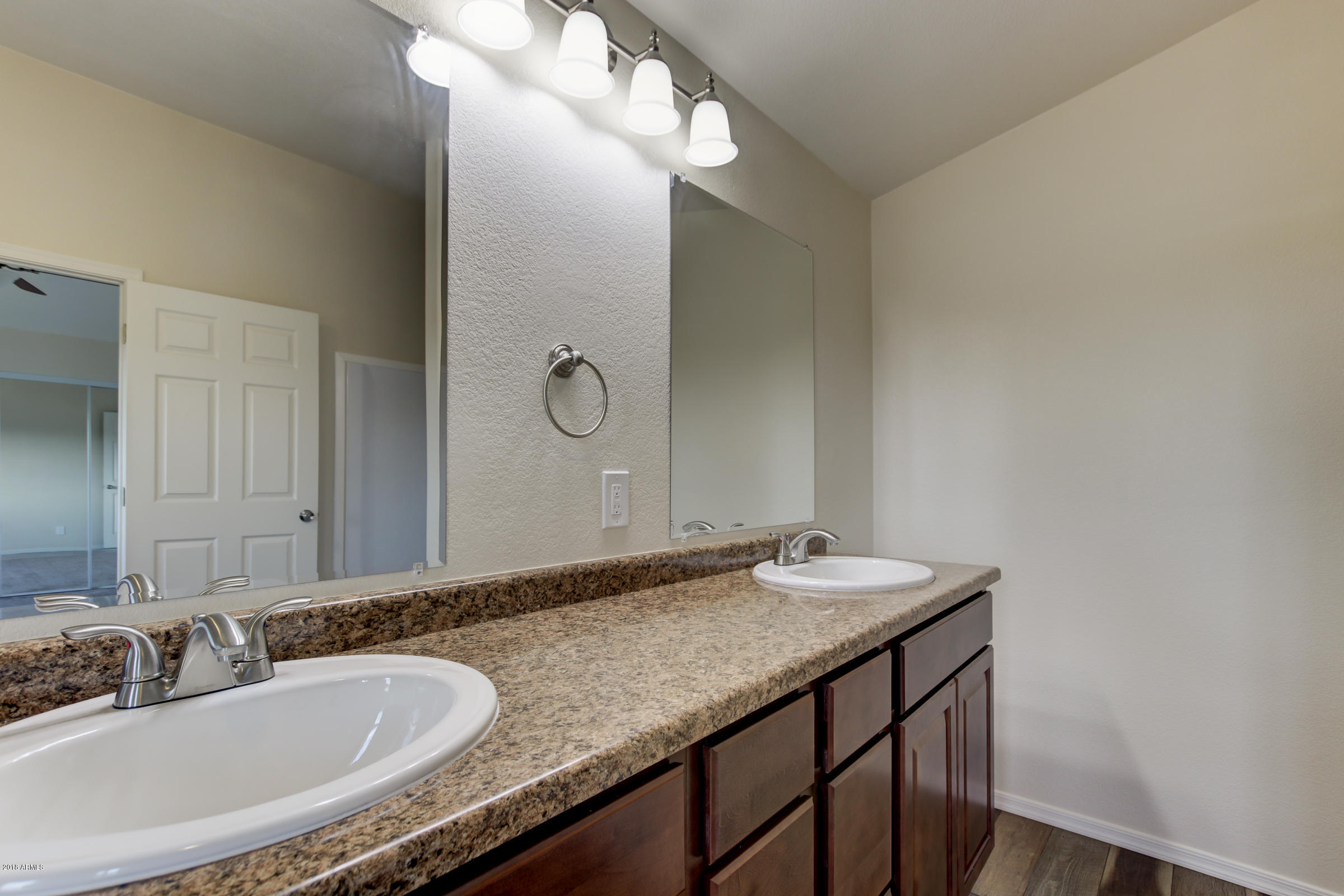 1574 South Starr Road Apache Junction, AZ 85119 - Photo 22 of 32 1574 S Starr Rd-34