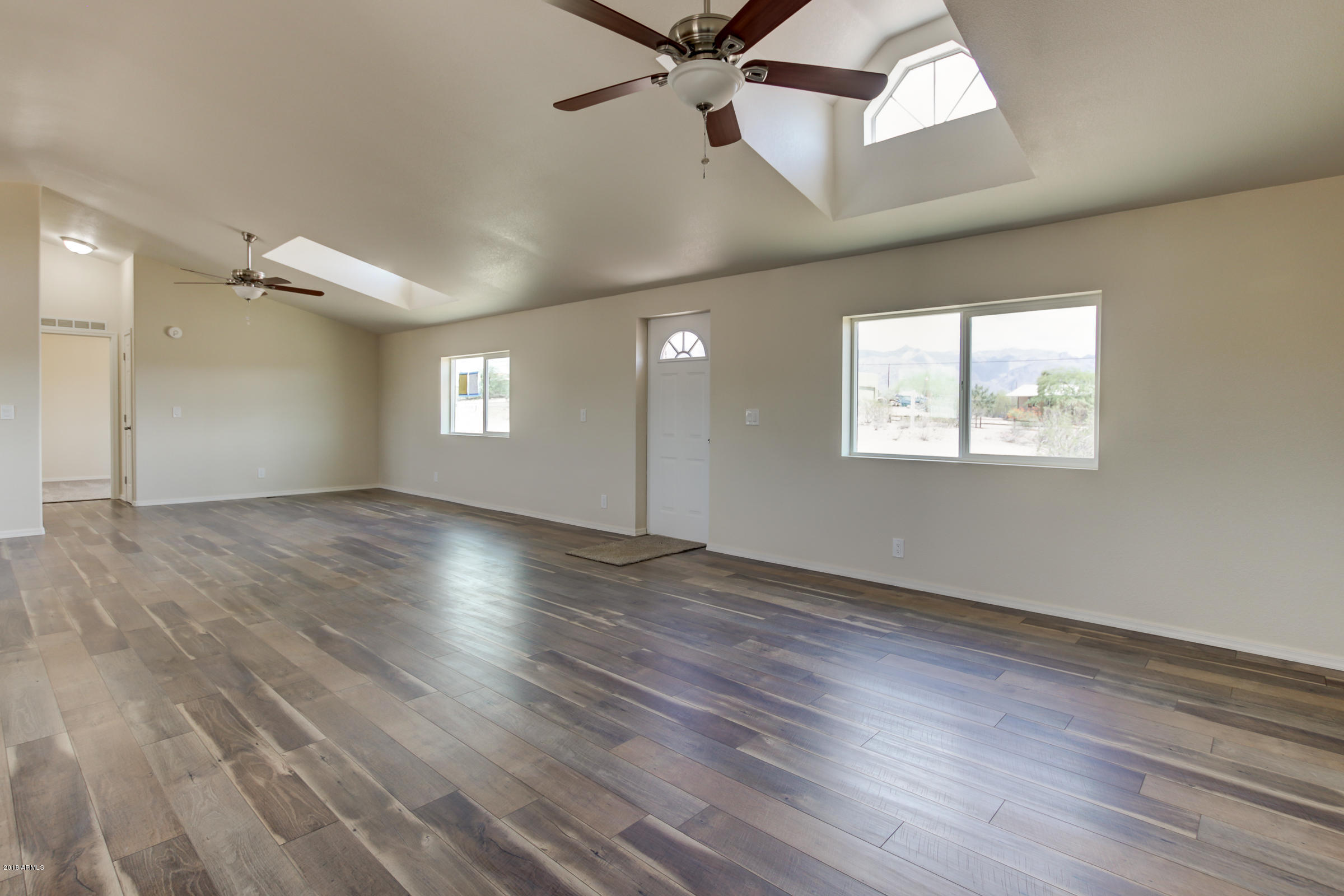 1574 South Starr Road Apache Junction, AZ 85119 - Photo 4 of 32 1574 S Starr Rd-23