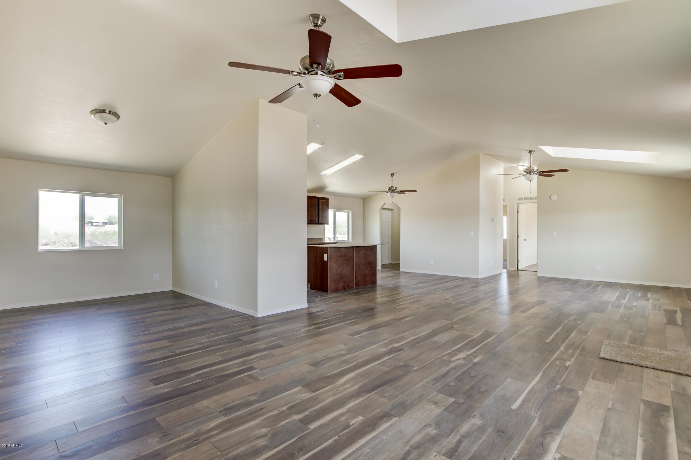1574 South Starr Road Apache Junction, AZ 85119 - Photo 6 of 32 1574 S Starr Rd-15