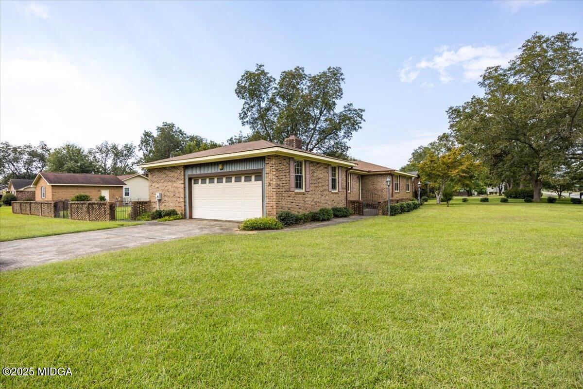 3770 Hartley Bridge Road Macon, GA 31216 - Photo 2 of 33 01-W7A2120