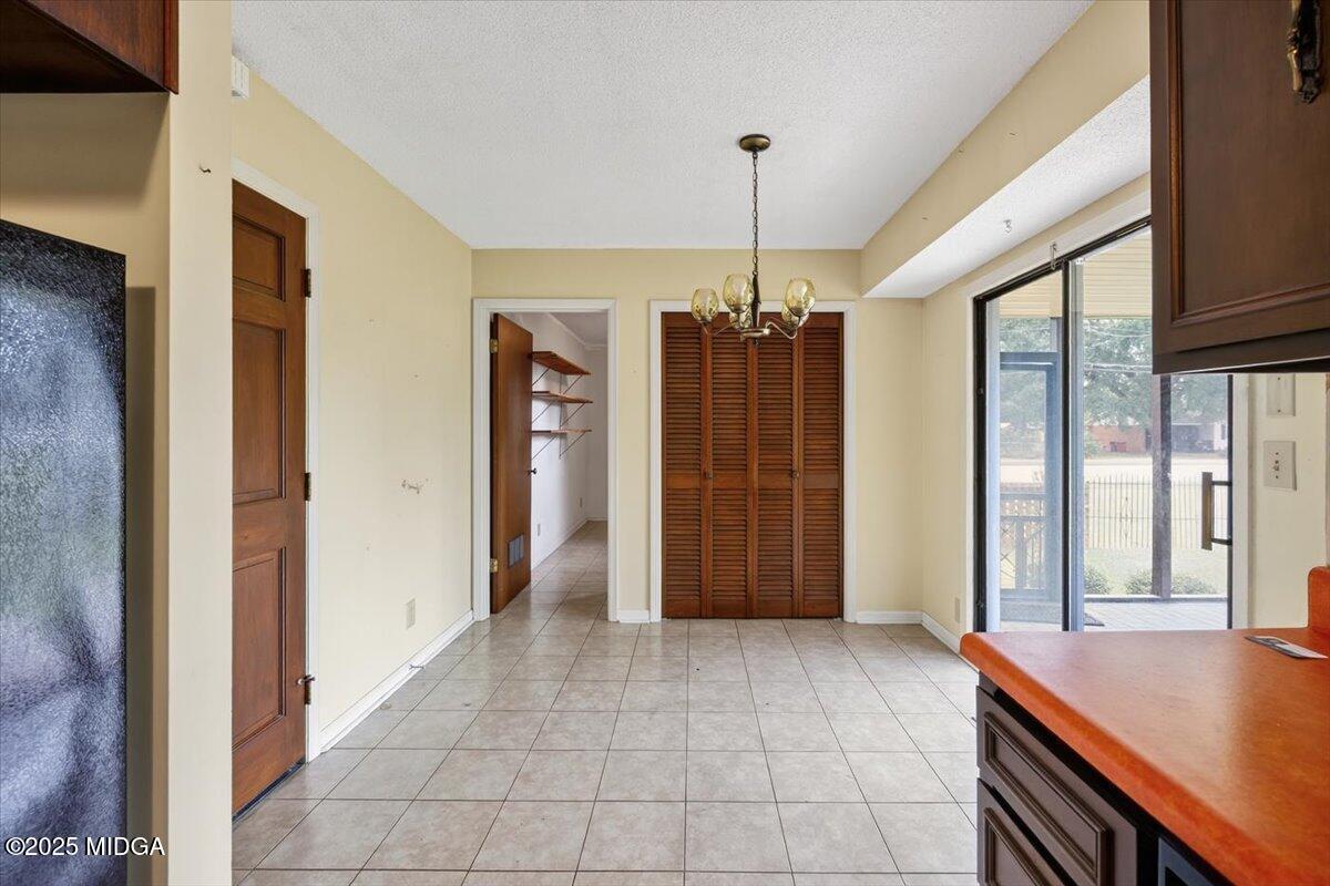 3770 Hartley Bridge Road Macon, GA 31216 - Photo 8 of 33 29-018_W7A2182