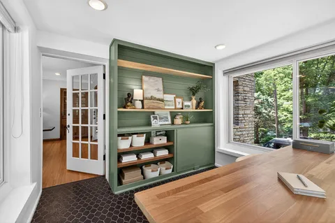 $1,195,000 | 412 West Minnehaha Parkway, Minneapolis, MN 55419