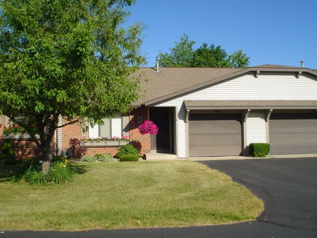 $269,900 | 115 South Zeeland Parkway, Unit 115, Zeeland, MI 49464