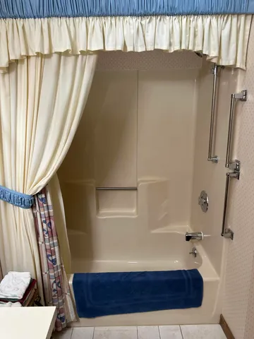 $269,900 | 115 South Zeeland Parkway, Unit 115, Zeeland, MI 49464