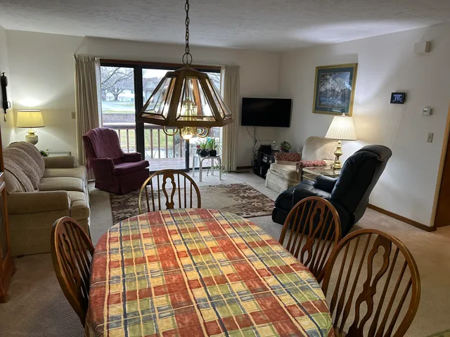 $269,900 | 115 South Zeeland Parkway, Unit 115, Zeeland, MI 49464