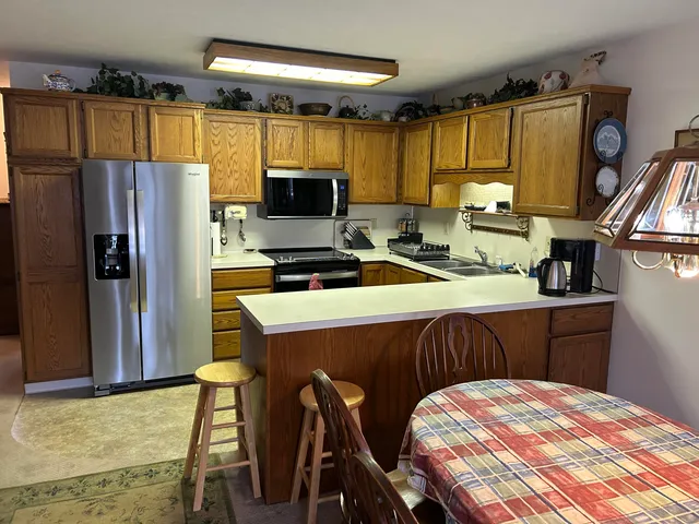 $269,900 | 115 South Zeeland Parkway, Unit 115, Zeeland, MI 49464