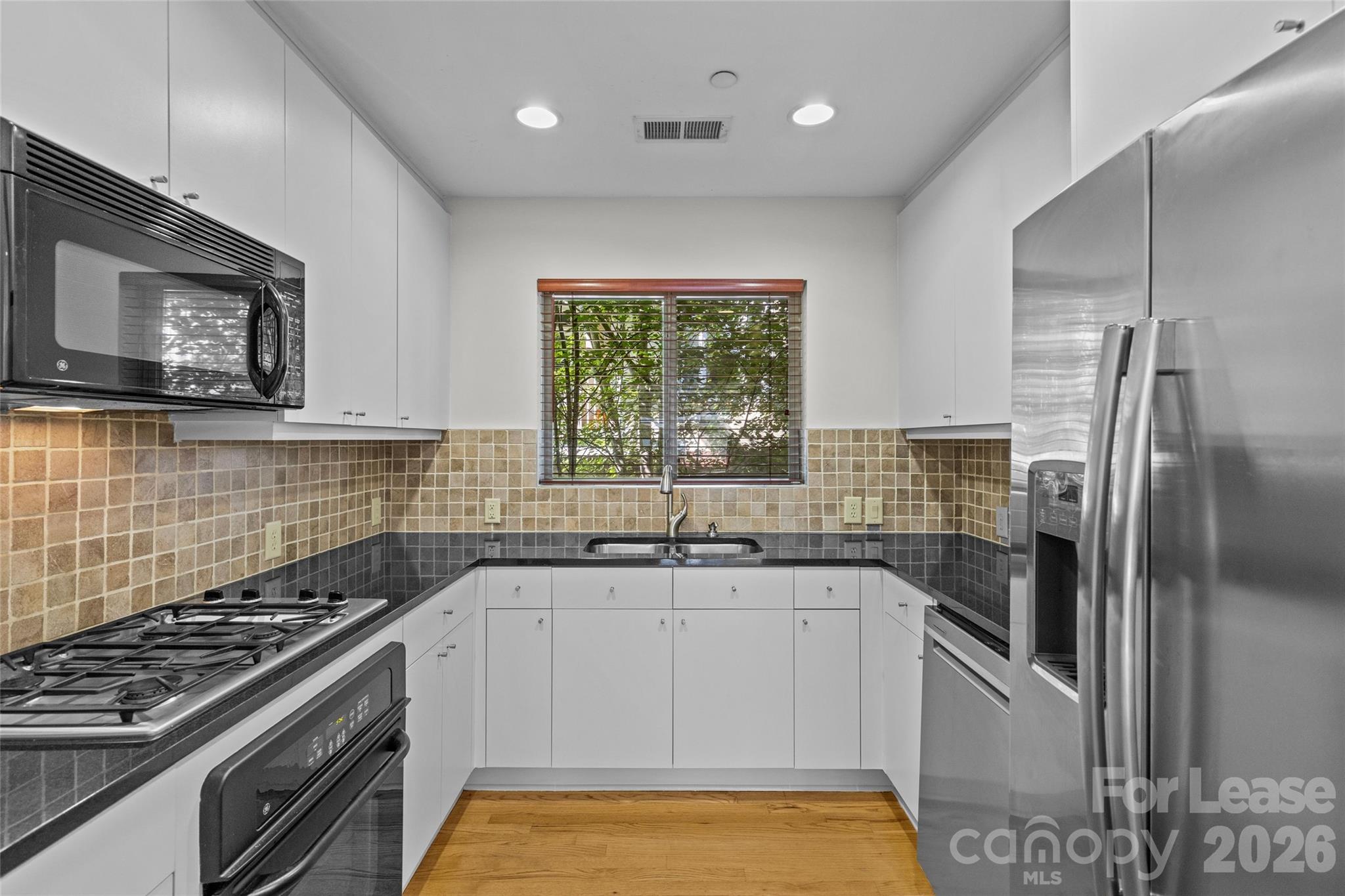 420 Queens Road, Unit 7 Charlotte, NC 28207 - Photo 35 of 46