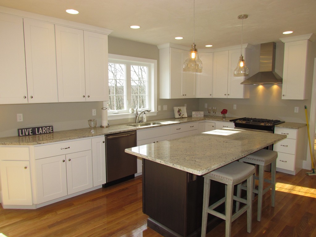 56 Jordan Road Holden, MA 01520 - Photo 4 of 22 Gallery Image 4
