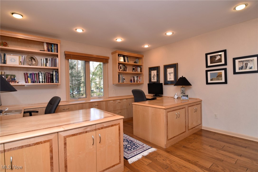 29450 Edgedale Road Cleveland, OH 44124 - Photo 30 of 47 Gallery Image 30
